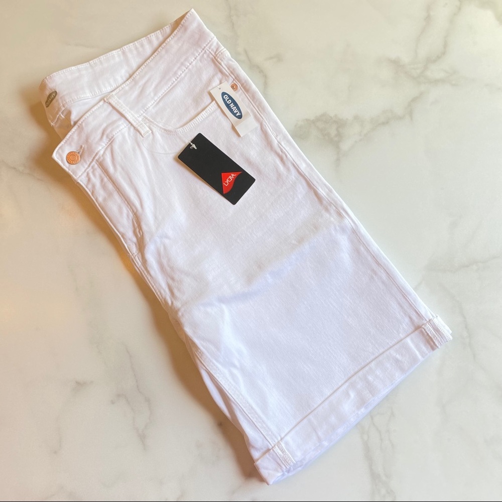Old Navy White Jean Bermuda Shorts - Picture 2 of 9